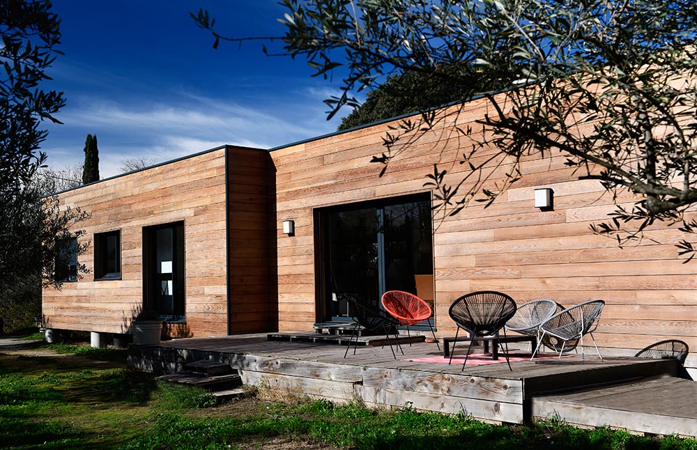 Maison bois toit terrasse de plain-pied