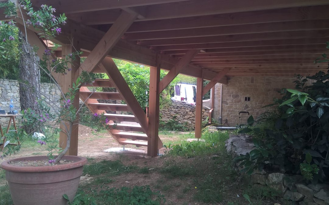 Terrasse sur poteaux